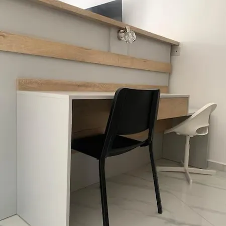 New Studio In Park *