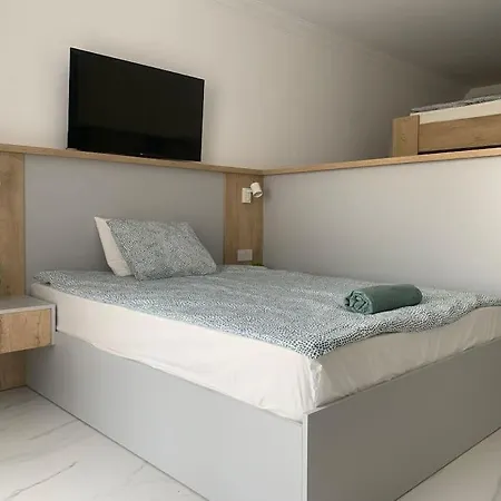 Appartement New Studio In Park